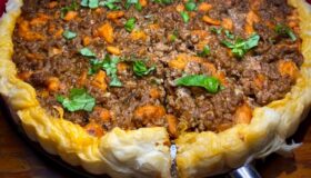 Hackfleisch-Wähe in der Coox Wunderform für Quiche gemacht