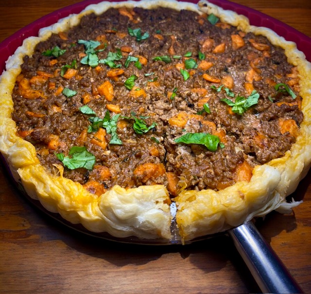 Hackfleisch-Wähe in der Coox Wunderform für Quiche gemacht