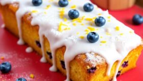 Heidelbeer-Zitronen-Kuchen mit der Coox-Wunderform gebacken.