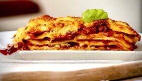 Lasagne mit Hackfleischsoße